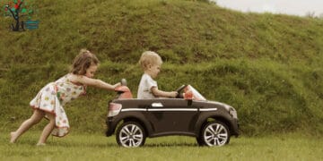 سيارات اطفال و 11 نوع مفضل لطفلك